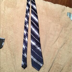 Croft and Barrow tie